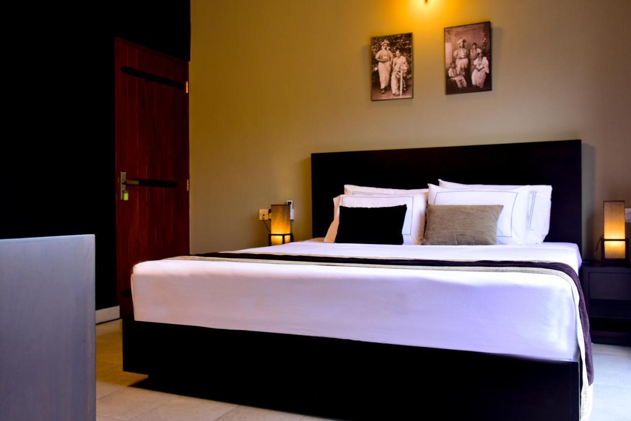 Pine Hill Residence Kandy Buitenkant foto